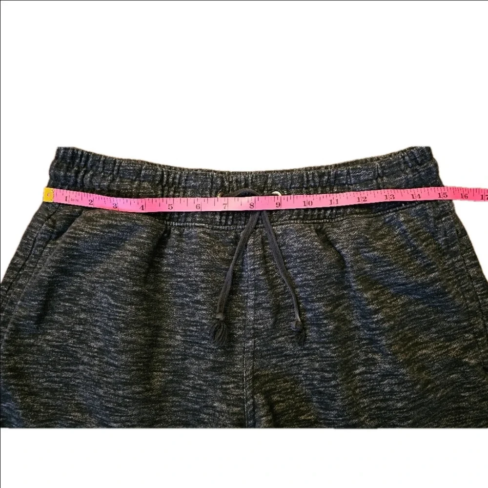 6/20 H & M Sweat Shorts Size S
